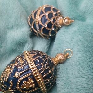 Faberge egg ornament for fan pull